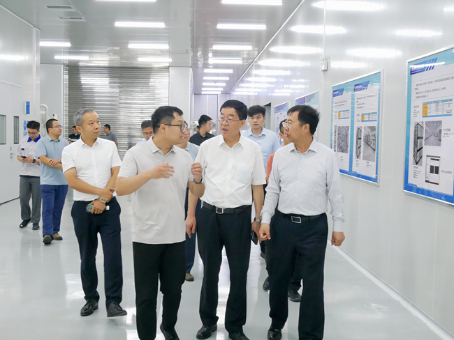 中國(guó)稀土集團(tuán)黨委書記、董事長(zhǎng)敖宏一行到有研廣東院調(diào)研交流