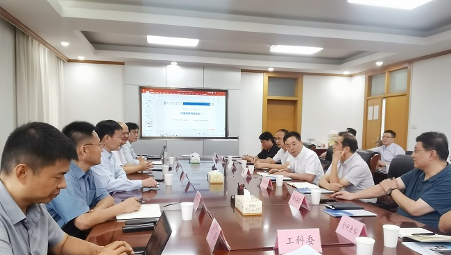 中國有研副總經(jīng)理黃倬帶隊調(diào)研濟(jì)源有色金屬行業(yè)發(fā)展