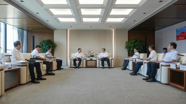 中國有研黨委書記、董事長趙曉晨拜訪中國誠通黨委書記、董事長奚正平